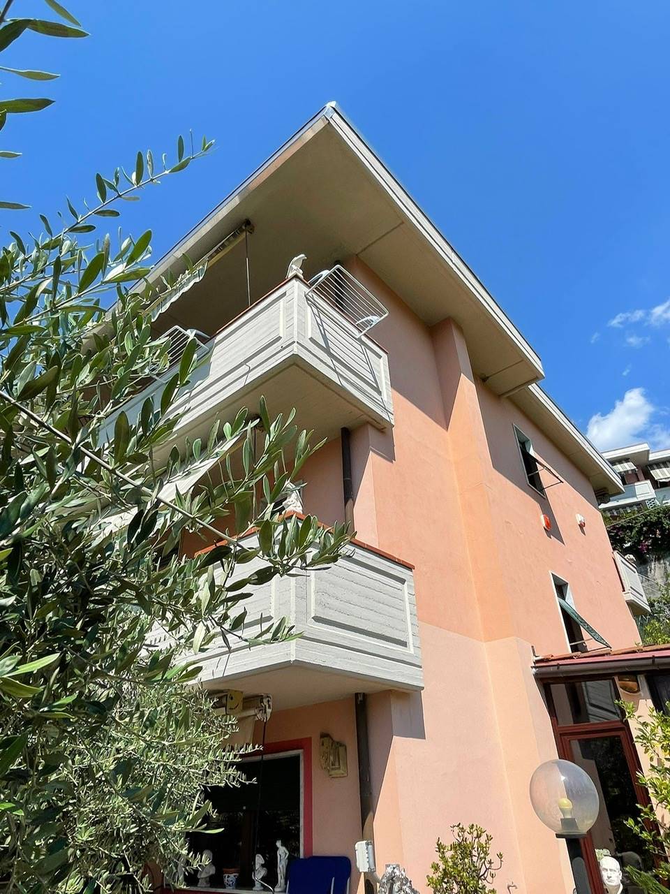 Appartamento in vendita a Carrara Massa Carrara