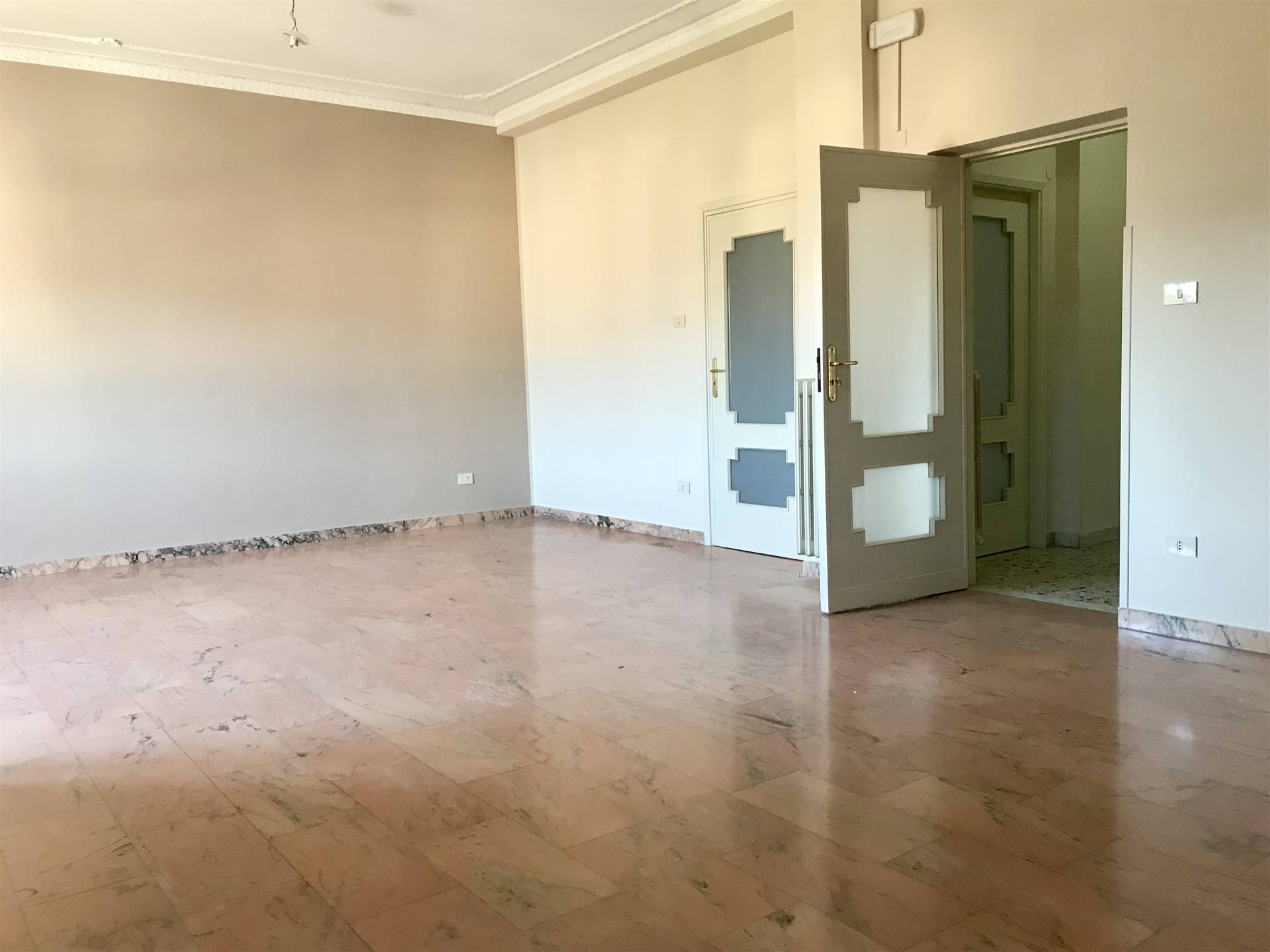 CITTÀ 2000, COSENZA, Apartment for rent, Good condition, Heating Individual heating system, Energetic class: F, placed at Raised on 4, composed by: 4 