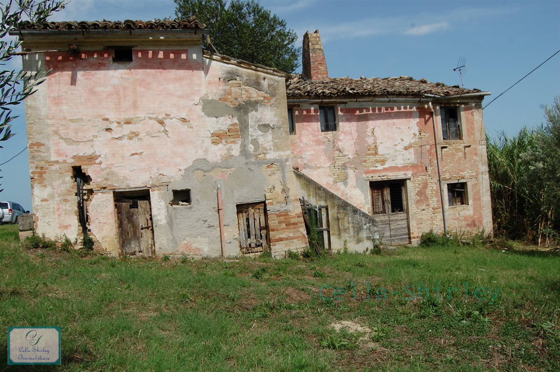 Country House in Mogliano MC