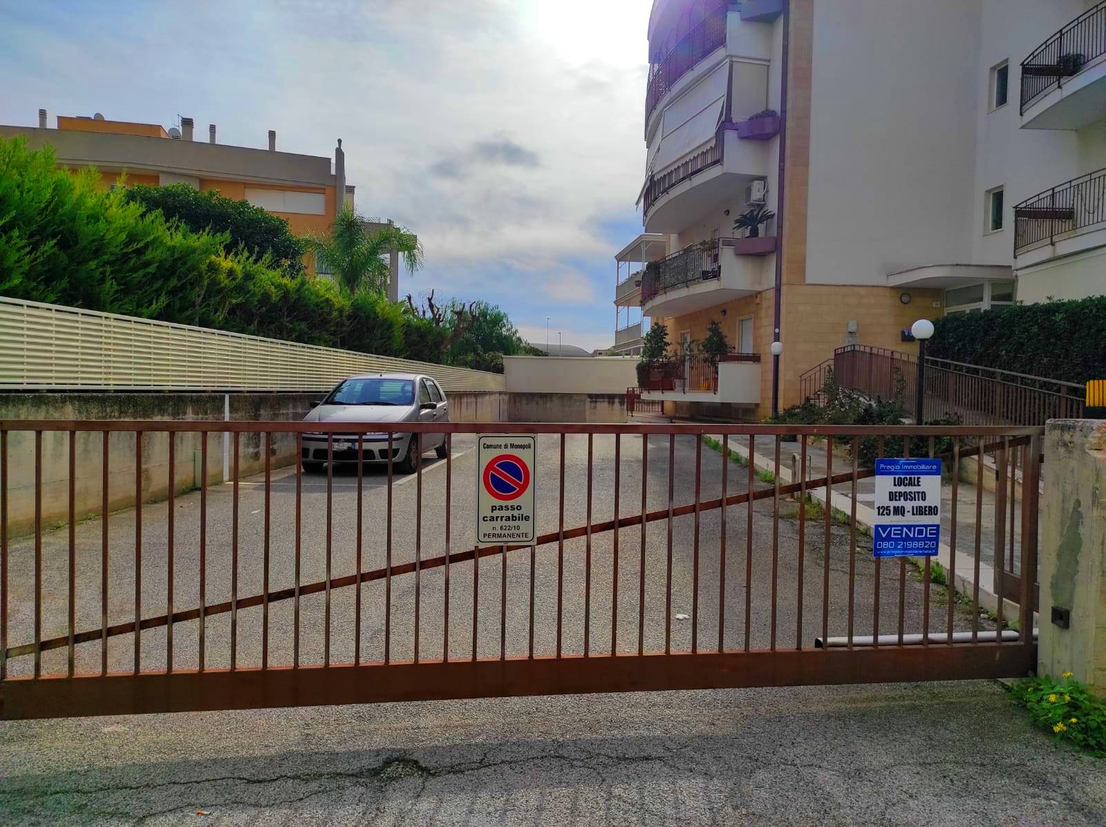 MONOPOLI, Warehouse for sale, Energetic class: G, Epi: 165 kwh/m3 year, composed by: , Price: € 88,000