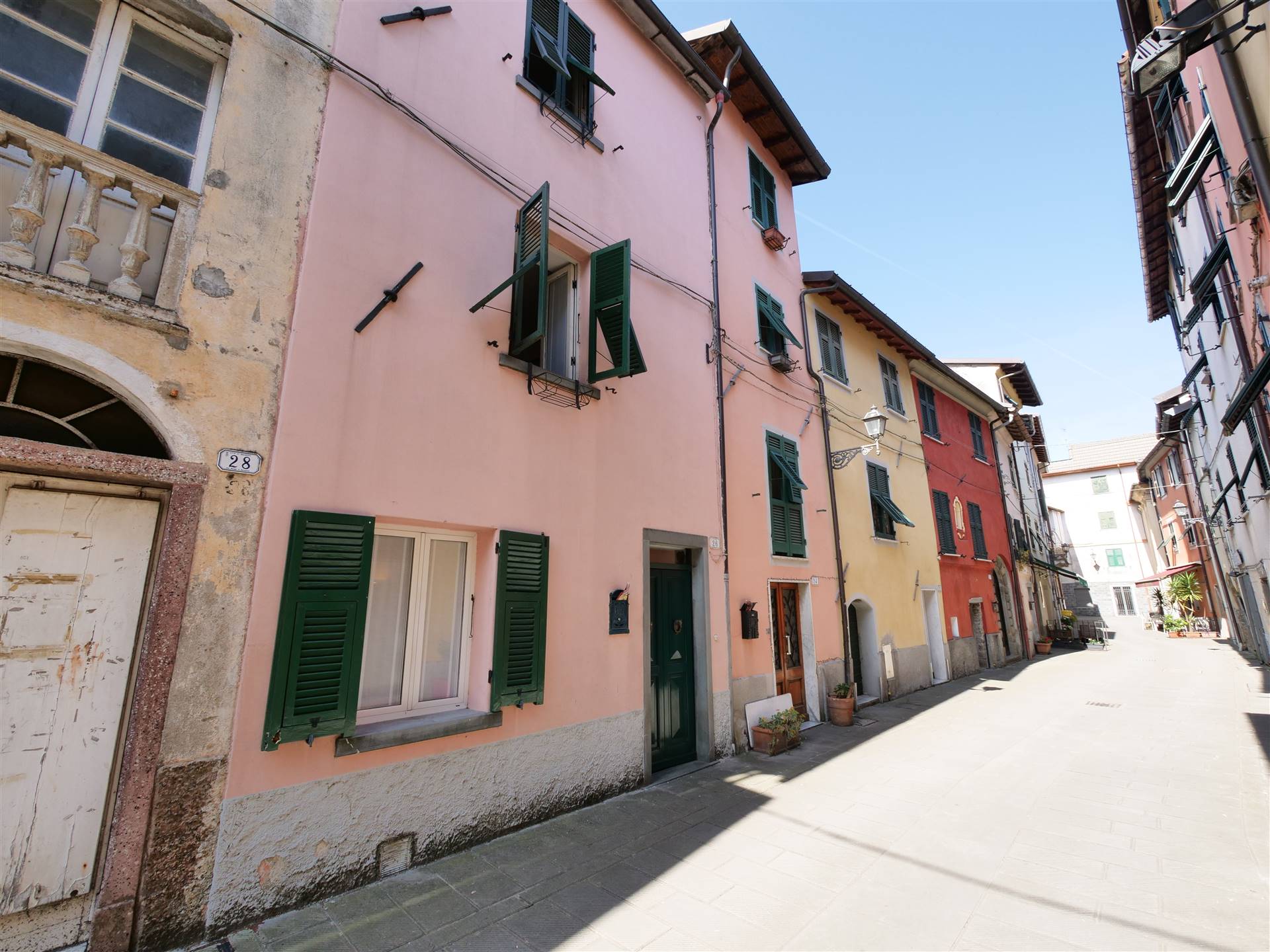 Appartamento indipendente in vendita a Brugnato La Spezia