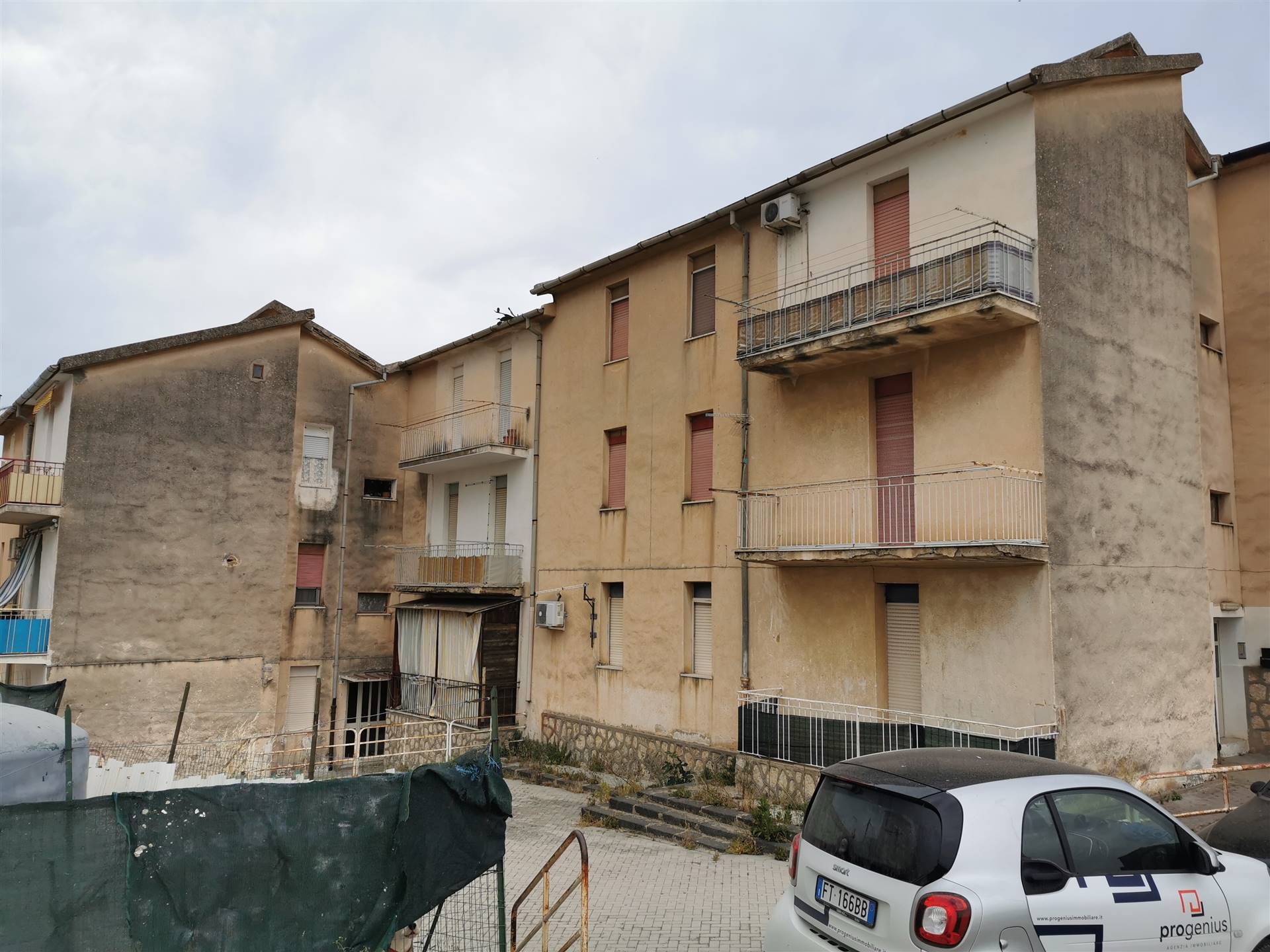Quadrilocale in Via Ariosto 7 in zona Villaseta a Agrigento