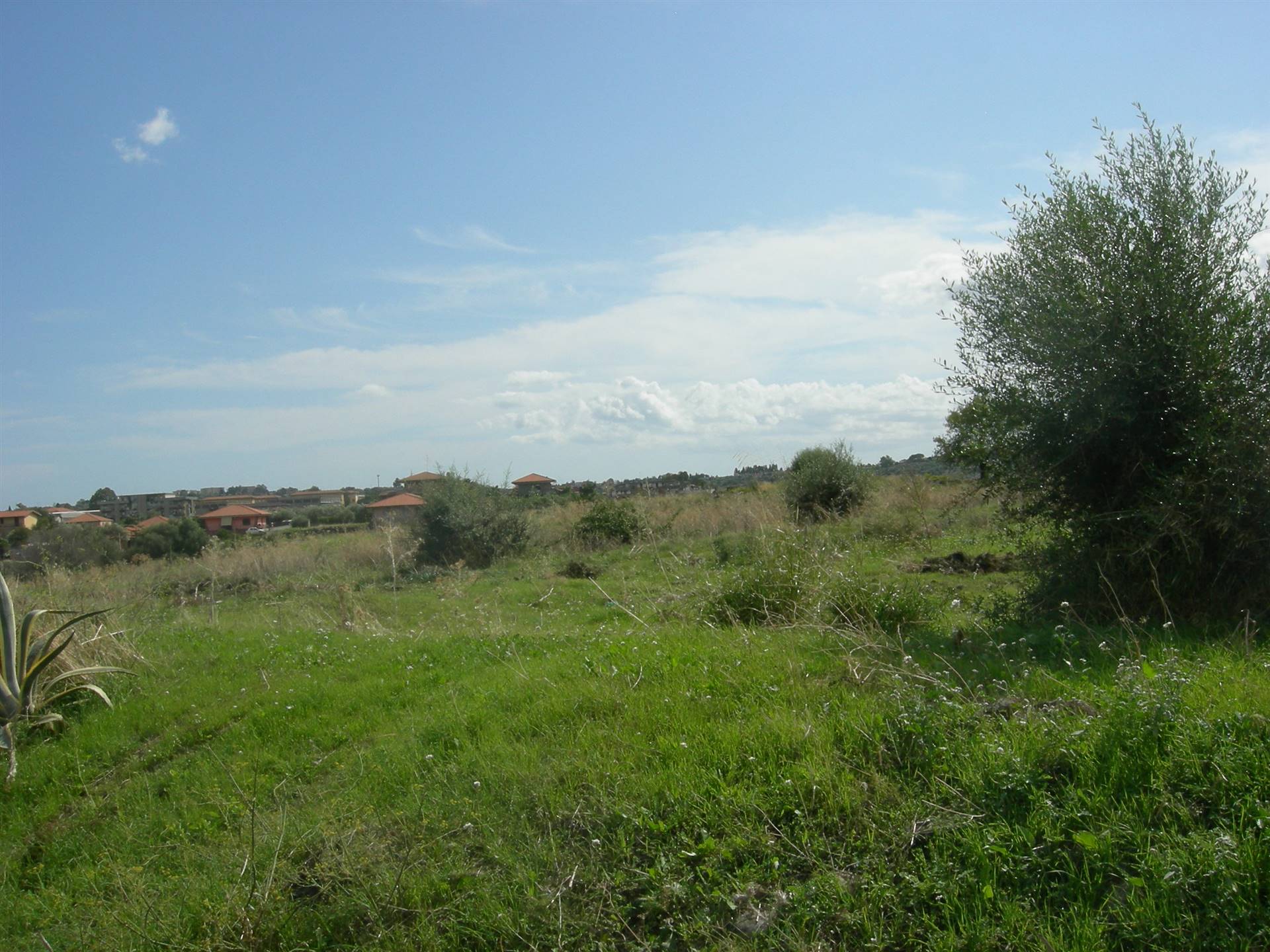 BELPASSO, Industrial land for sale of 80351 Sq. mt., Good condition, Energetic class: G, placed at Ground, composed by: , Garden, Reserved