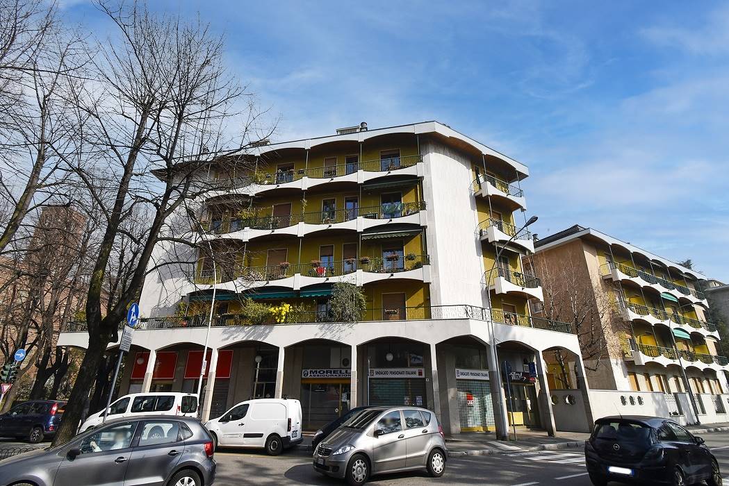 Appartamento in Piazza Martiri del Redentore 15 in zona Legnarello a Legnano