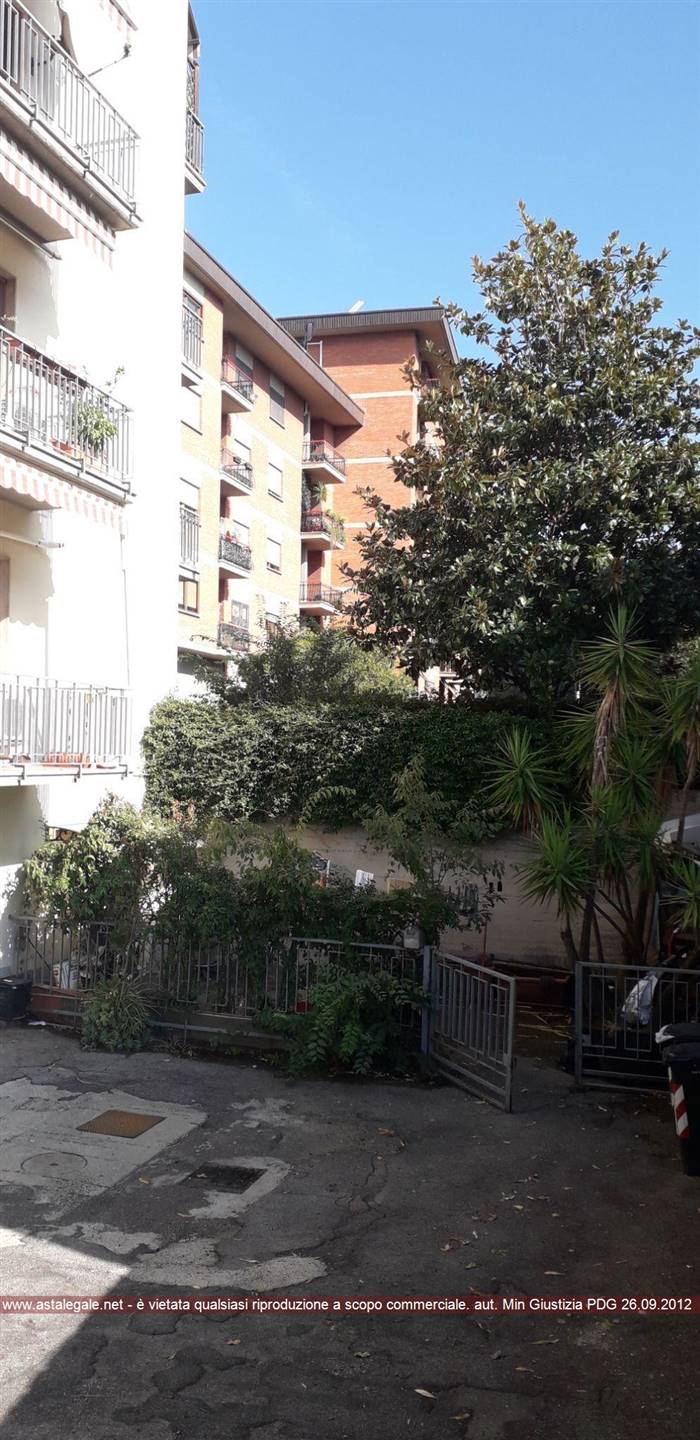 Appartamento in Vendita a Prato zona Galilei - immagine 3