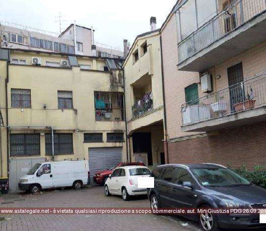 Appartamento in Vendita a Prato zona Filzi - immagine 2