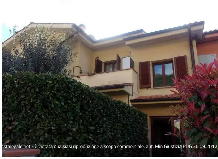 Appartamento in vendita a Cantagallo Prato Carmignanello
