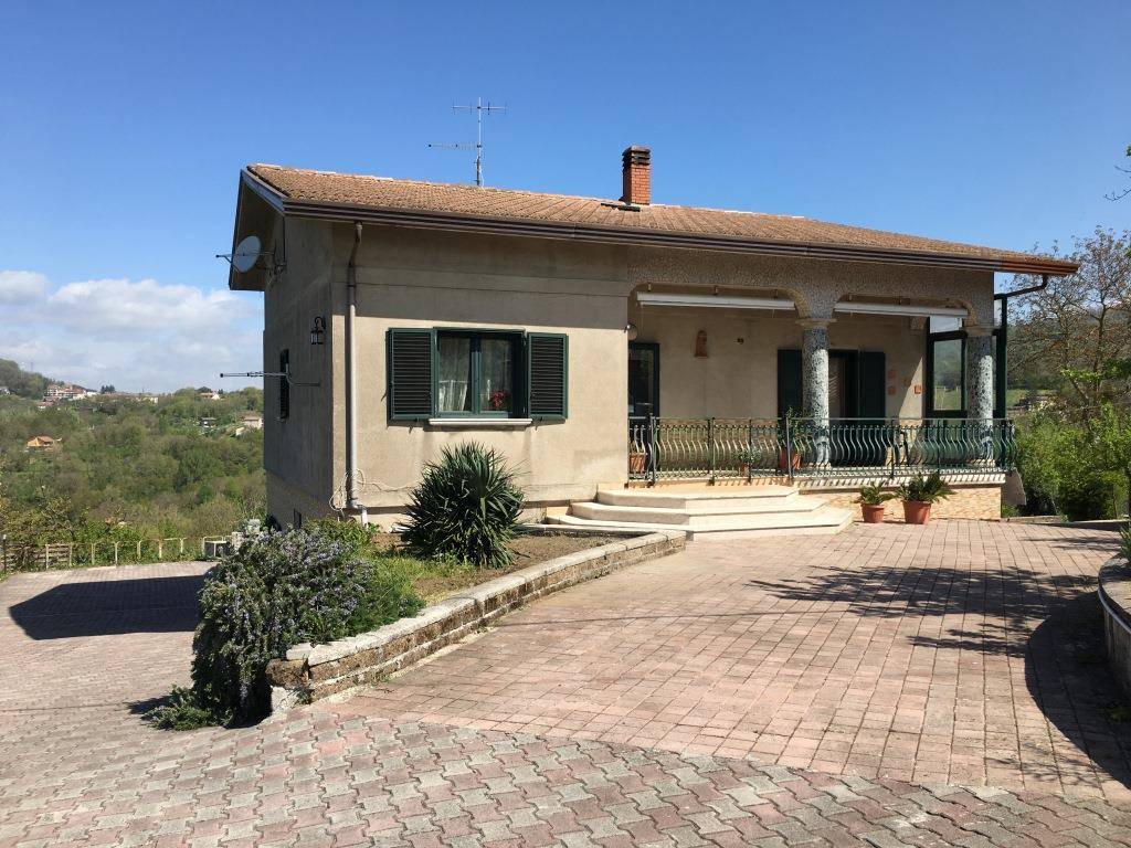 Villa in vendita a San Potito Ultra Avellino