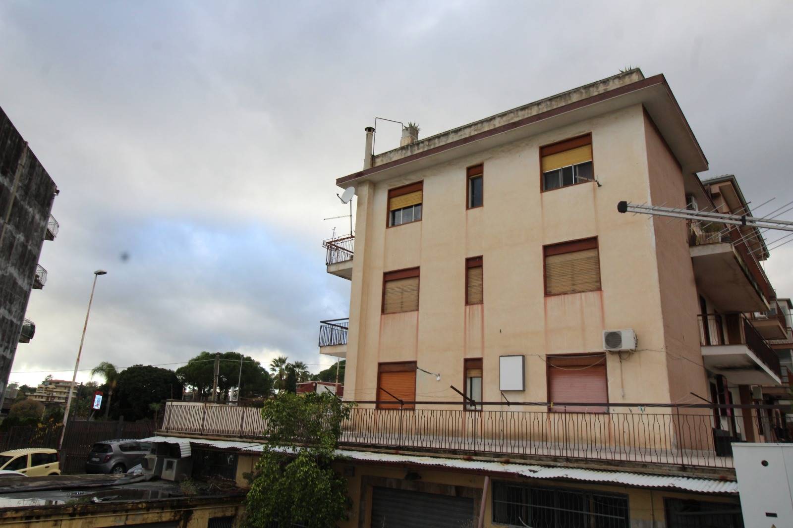 Appartamento da ristrutturare a Gravina di Catania