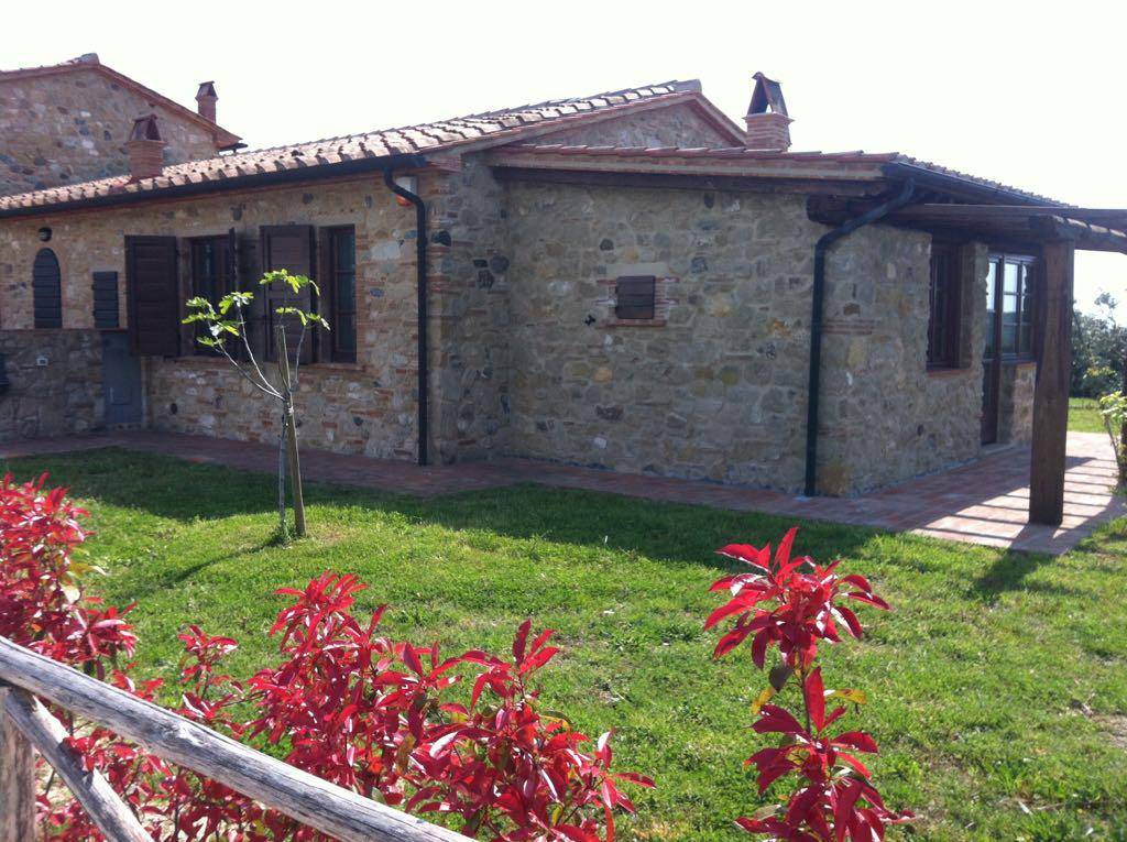 Villa a schiera in vendita a Riparbella Pisa