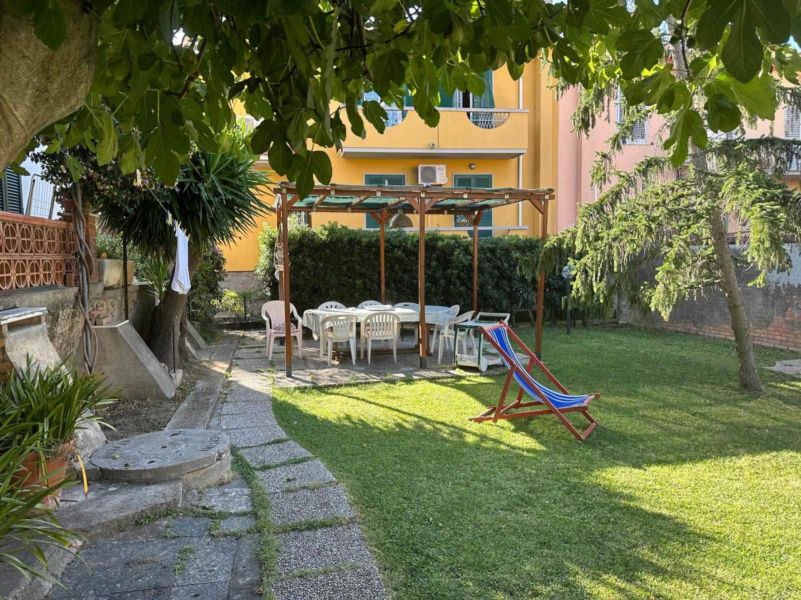 Casa singola in vendita a Cecina Livorno Magona