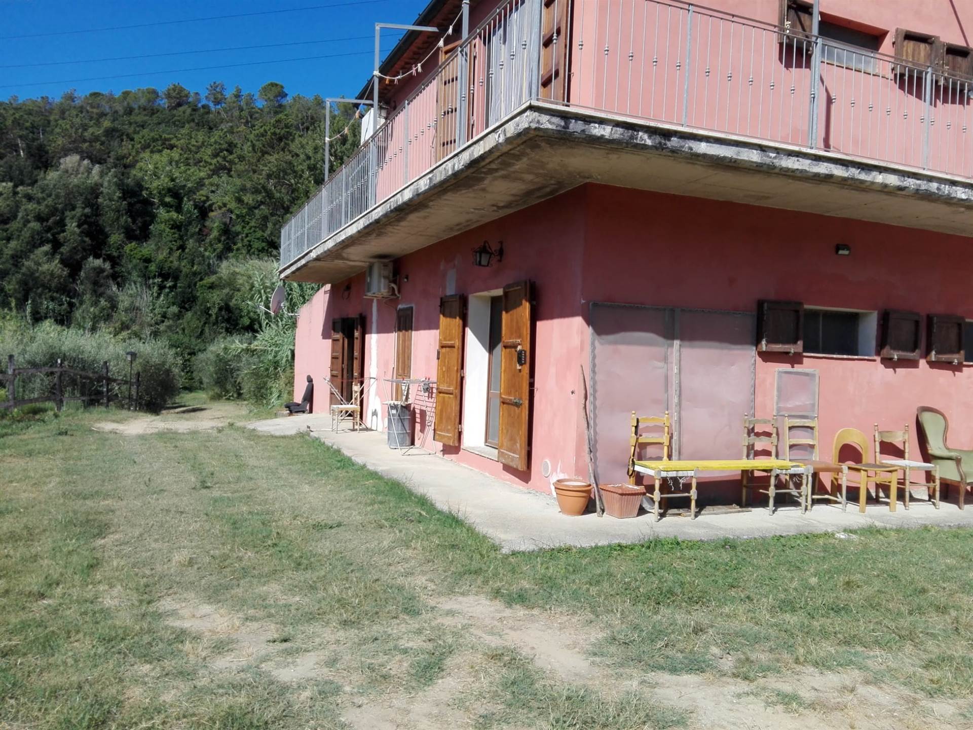 Casa singola in vendita a Riparbella Pisa