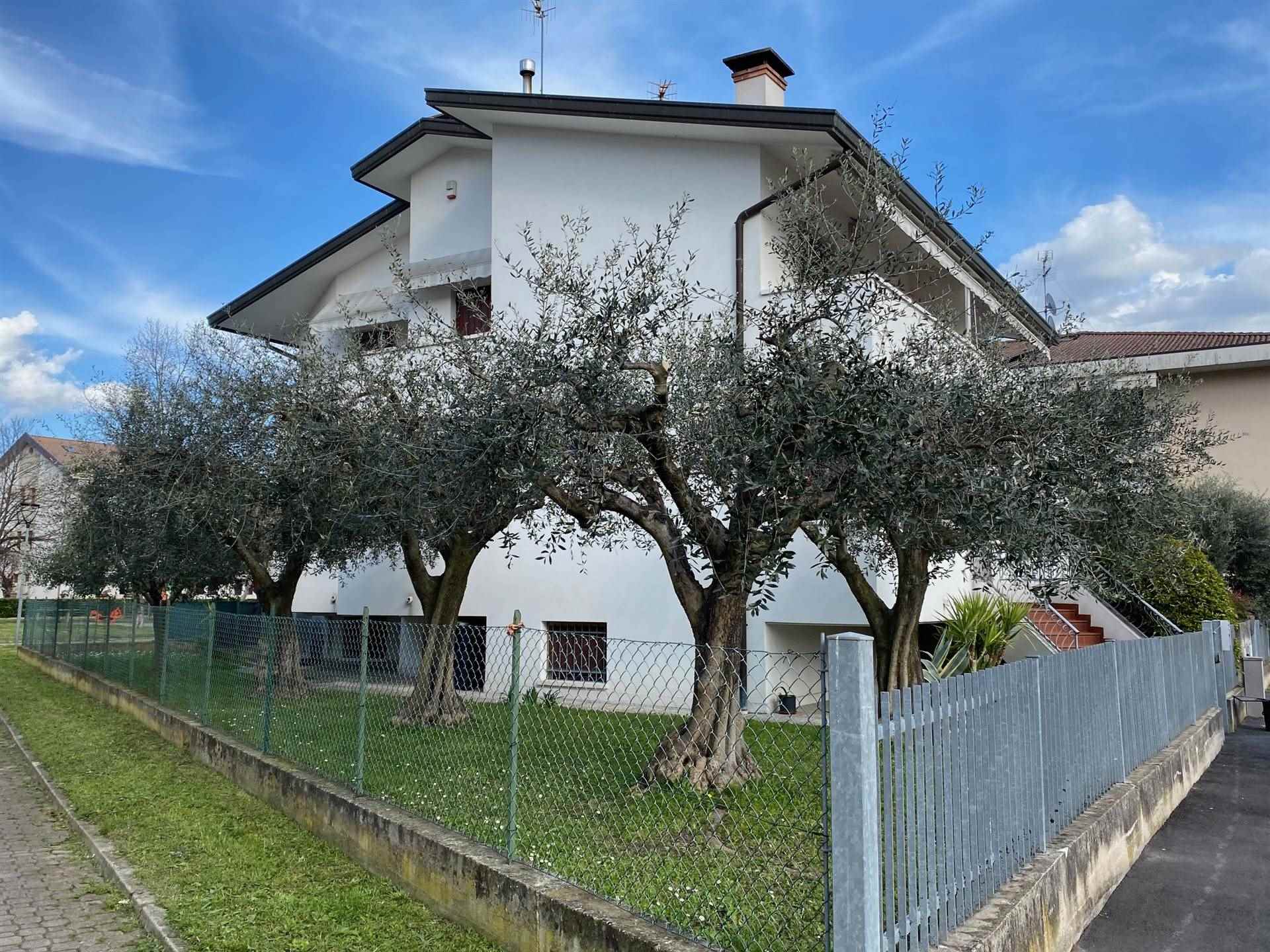 Villa bifamiliare in vendita a Battaglia Terme Padova
