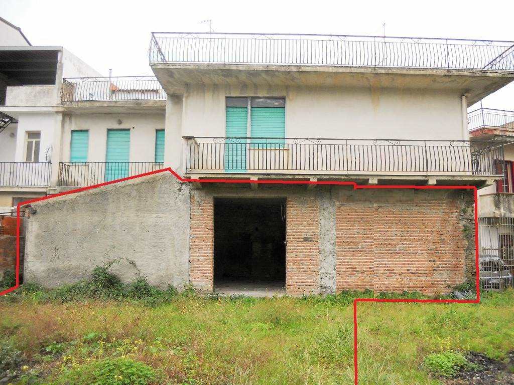 Casa singola in Roccalumera Via Mazzullo 21 a Roccalumera