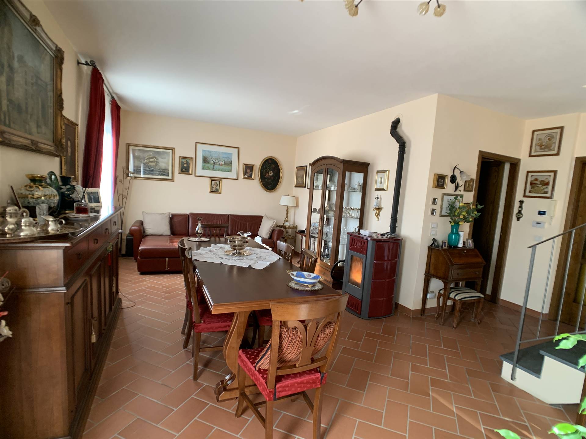 Villa bifamiliare in vendita a Montecatini Terme Pistoia