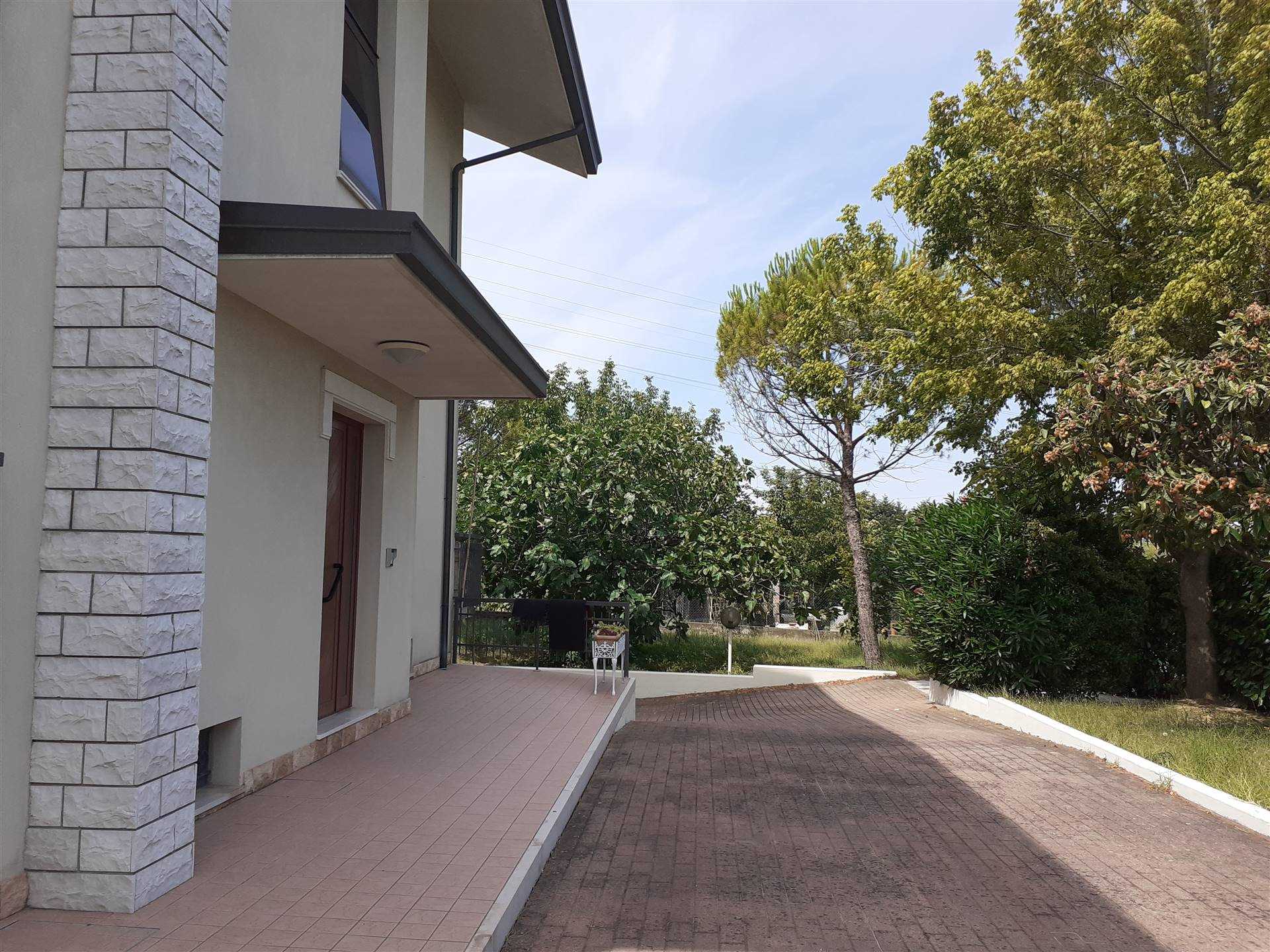 Appartamento abitabile in zona Via Coriano a Rimini