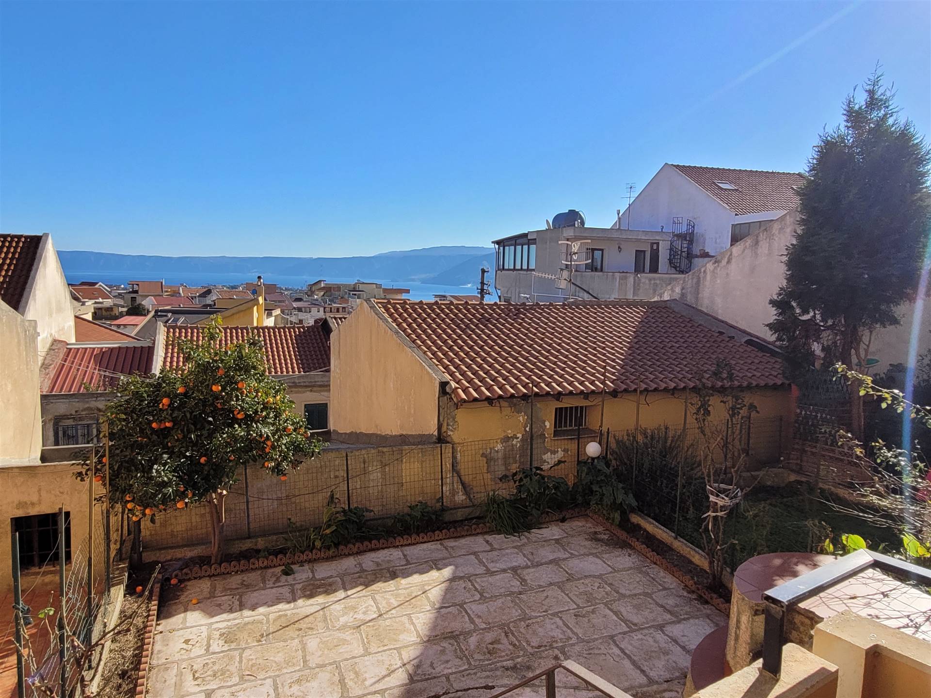 Appartamento in vendita a Messina Faro Superiore / Curcuraci
