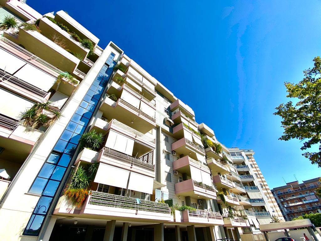 CARBONARA / CEGLIE, BARI, Apartment for sale of 65 Sq. mt., Good condition, Heating Individual heating system, Energetic class: G, Epi: 165 kwh/m2 year, placed at 5° on 7, composed by: 2 Rooms, 