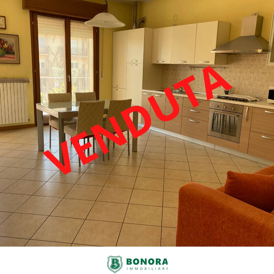 Appartamento in vendita a Desenzano Del Garda Brescia Rivoltella Del Garda