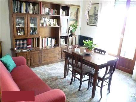 CENTRO, MONTERONI D'ARBIA, Apartment for sale of 89 Sq. mt., Habitable, Heating Individual heating system, Energetic class: G, Epi: 247 kwh/m2 year, placed at 3° on 3, composed by: 5 Rooms, Separate 