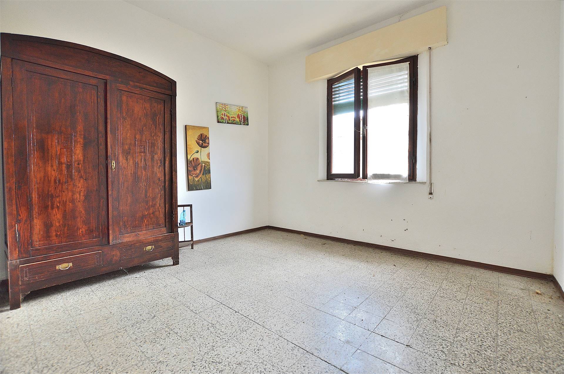 TORRENIERI, MONTALCINO, Apartment for sale of 50 Sq. mt., Be restored, Heating Non-existent, Energetic class: G, Epi: 175 kwh/m2 year, placed at 1° 