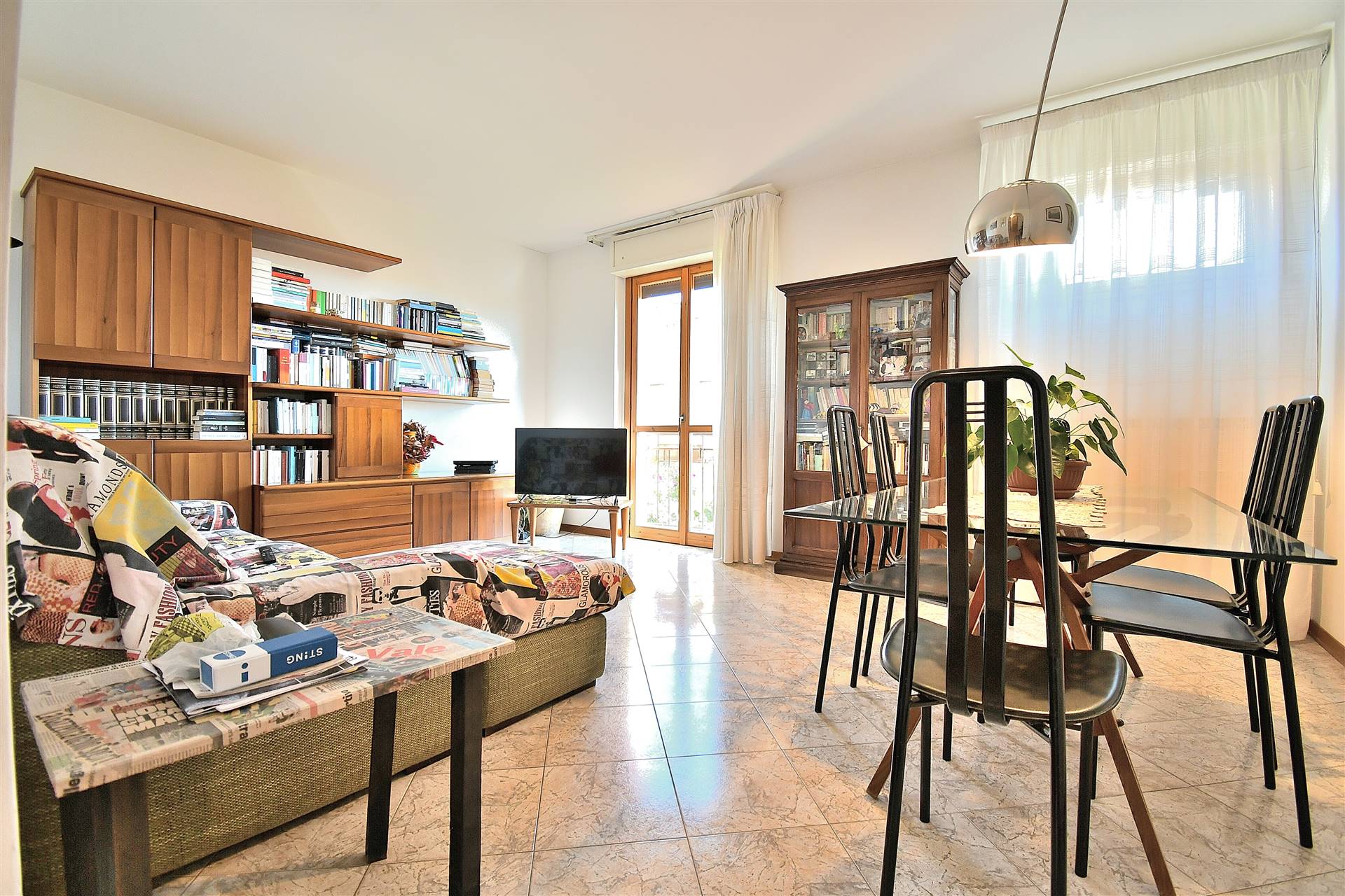 Petriccio-Belriguardo, in piacevole contesto residenziale a schiera, proponiamo appartamento di mq. 110 netti all'interno di una bella palazzina in 