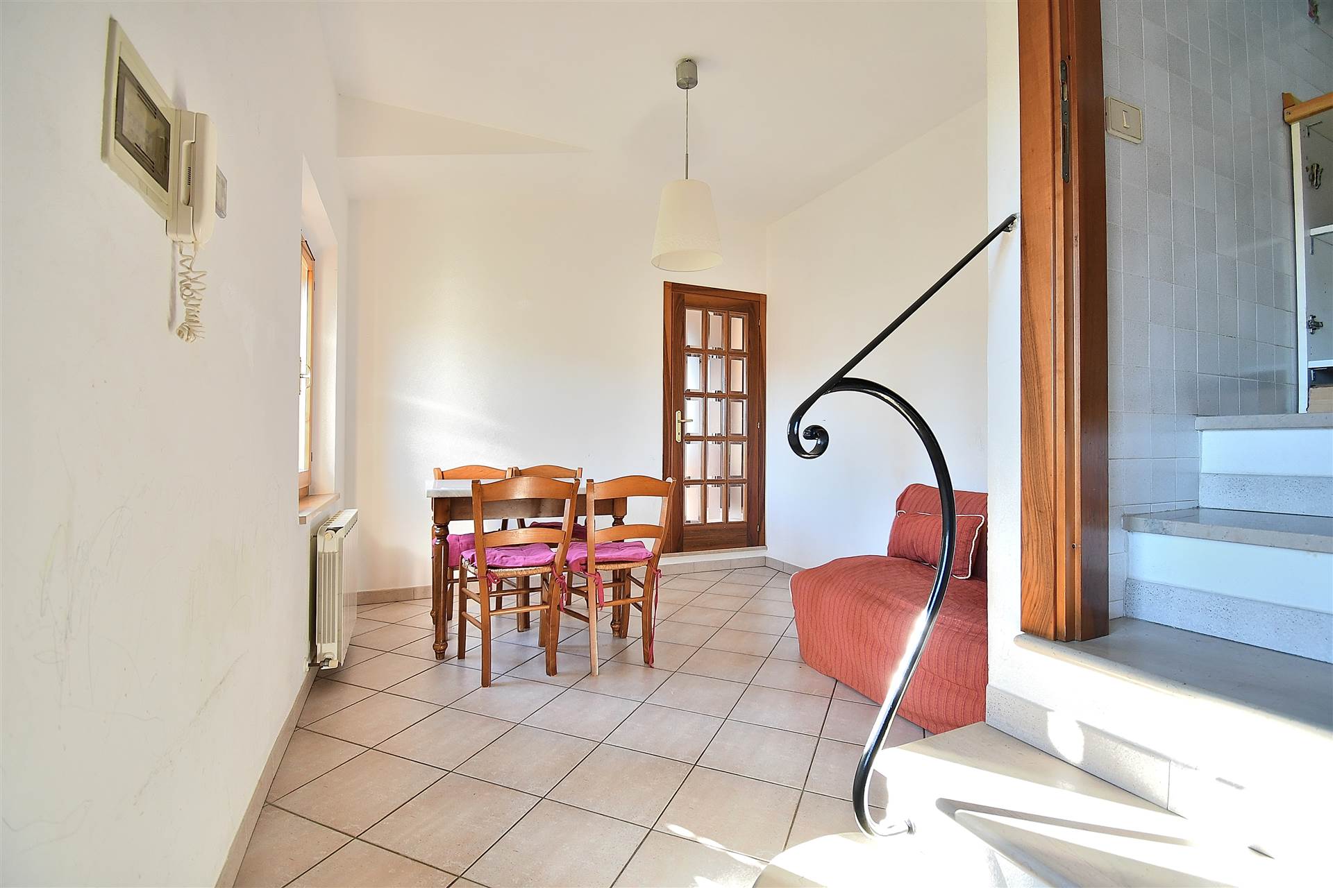 LUCIGNANO D'ARBIA, MONTERONI D'ARBIA, Apartment for sale of 51 Sq. mt., Good condition, Heating Individual heating system, Energetic class: G, Epi: 