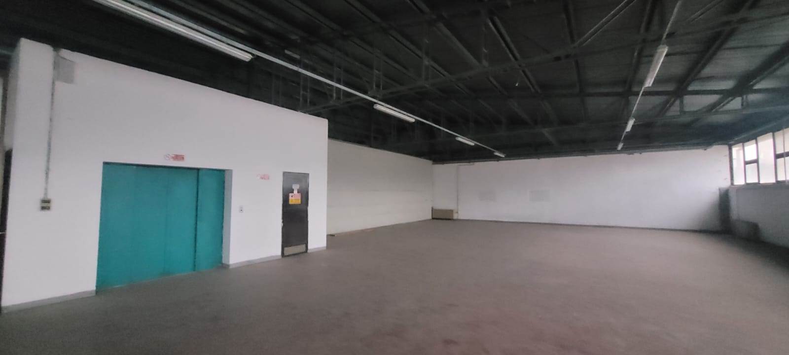 CASCINE DEL RICCIO, FIRENZE, Industrial warehouse for rent of 550 Sq. mt., Habitable, Heating Individual heating system, Energetic class: G, Epi: 2 