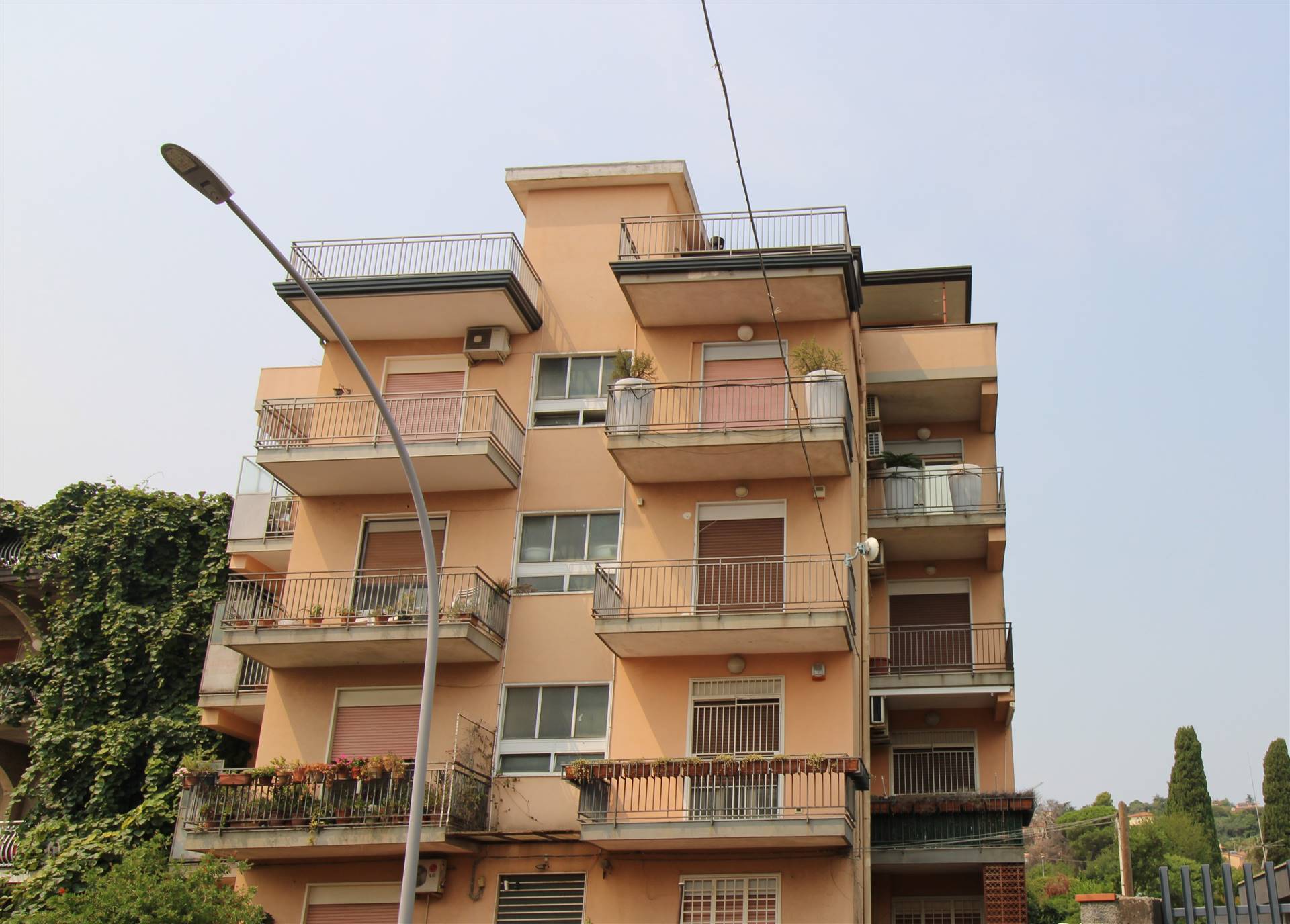 Appartamento in vendita a Viagrande Catania