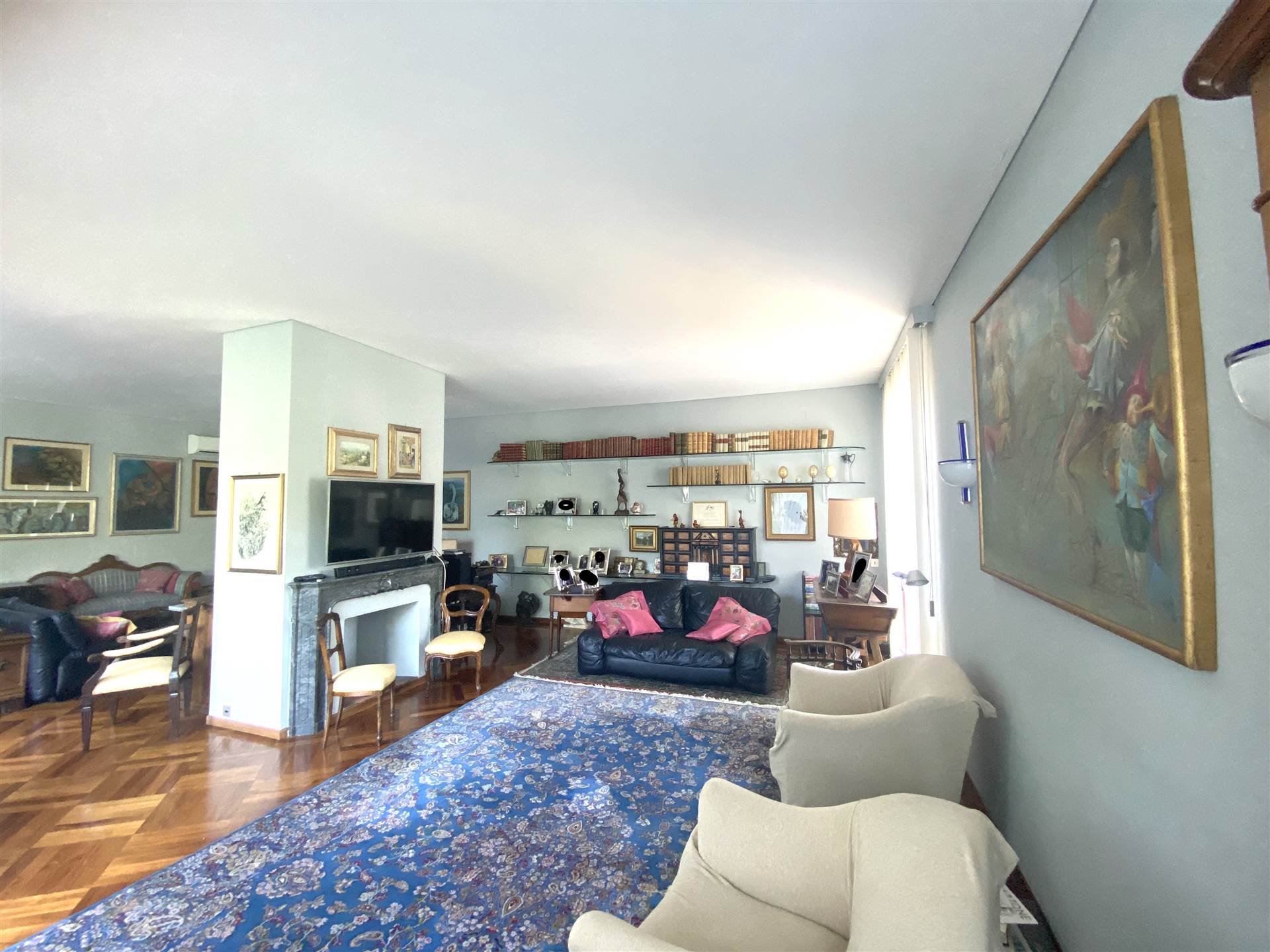 PIAZZA D'AZEGLIO, FIRENZE, Apartment for sale of 100 Sq. mt., Restored, Heating Centralized, Energetic class: A, Epi: 175 kwh/m2 year, placed at 2°, 