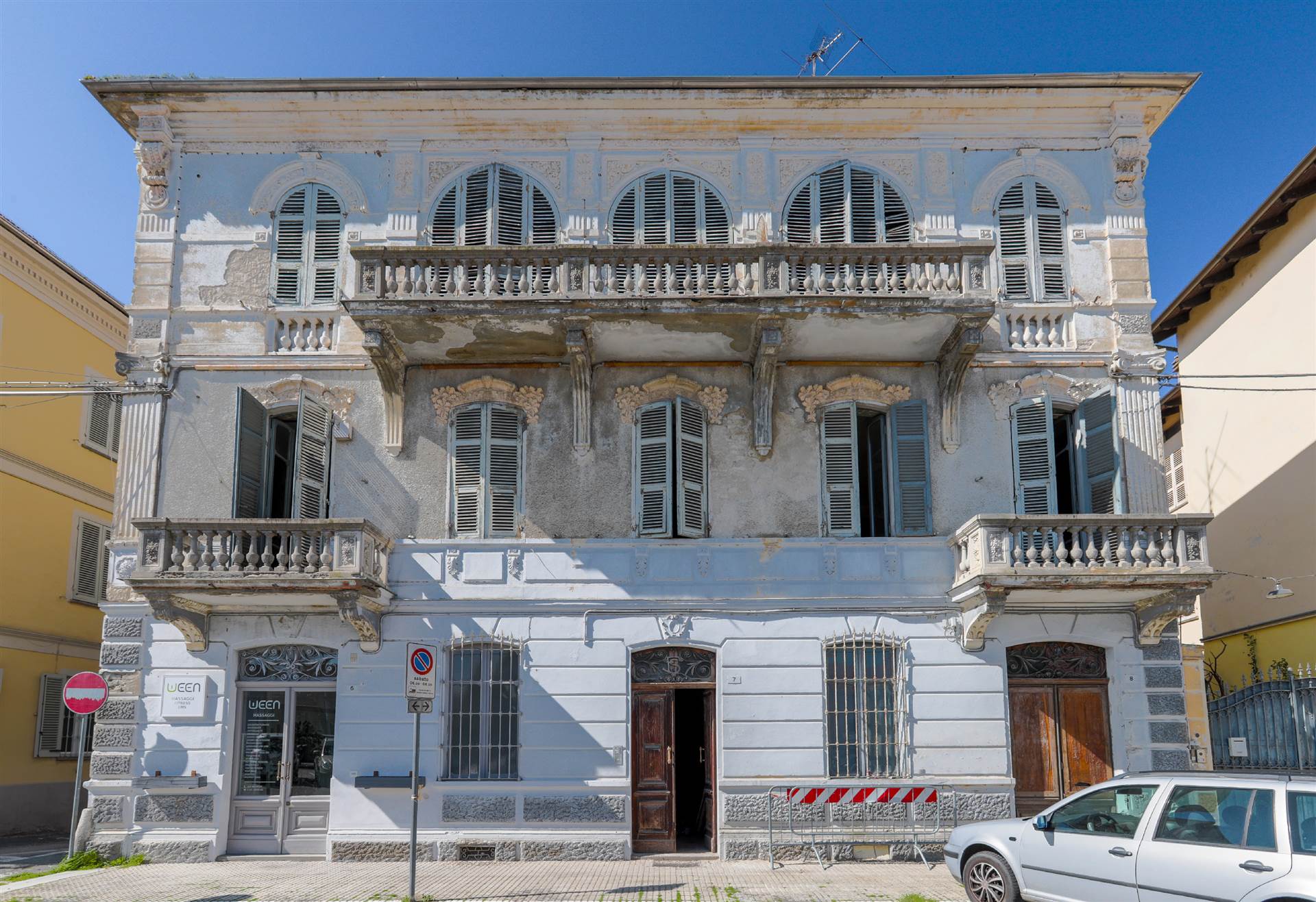 Palazzo in Piazza Dante 7 a Nizza Monferrato