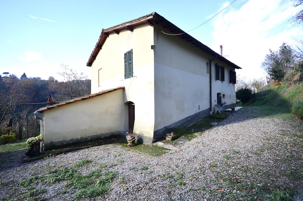 Villa in Via Pacinotti in zona Ginestra a Montevarchi