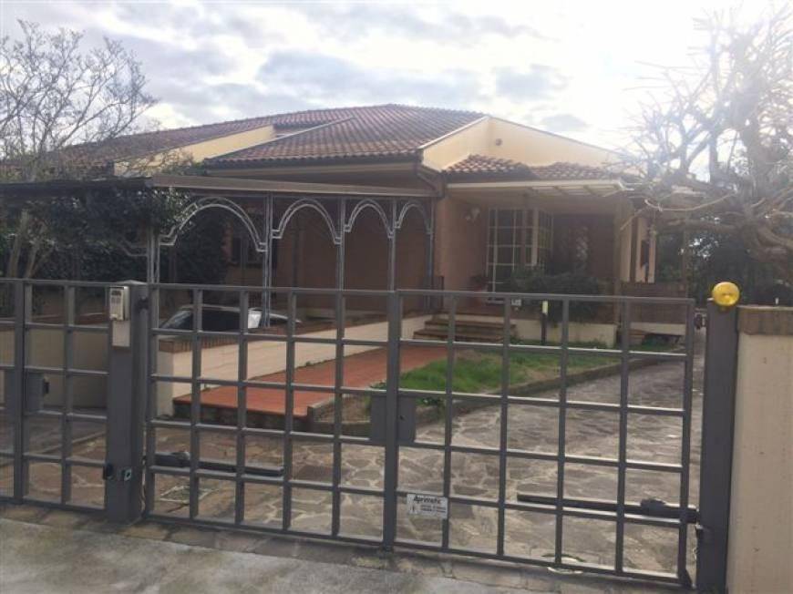 Villa in vendita a Pisa Putignano