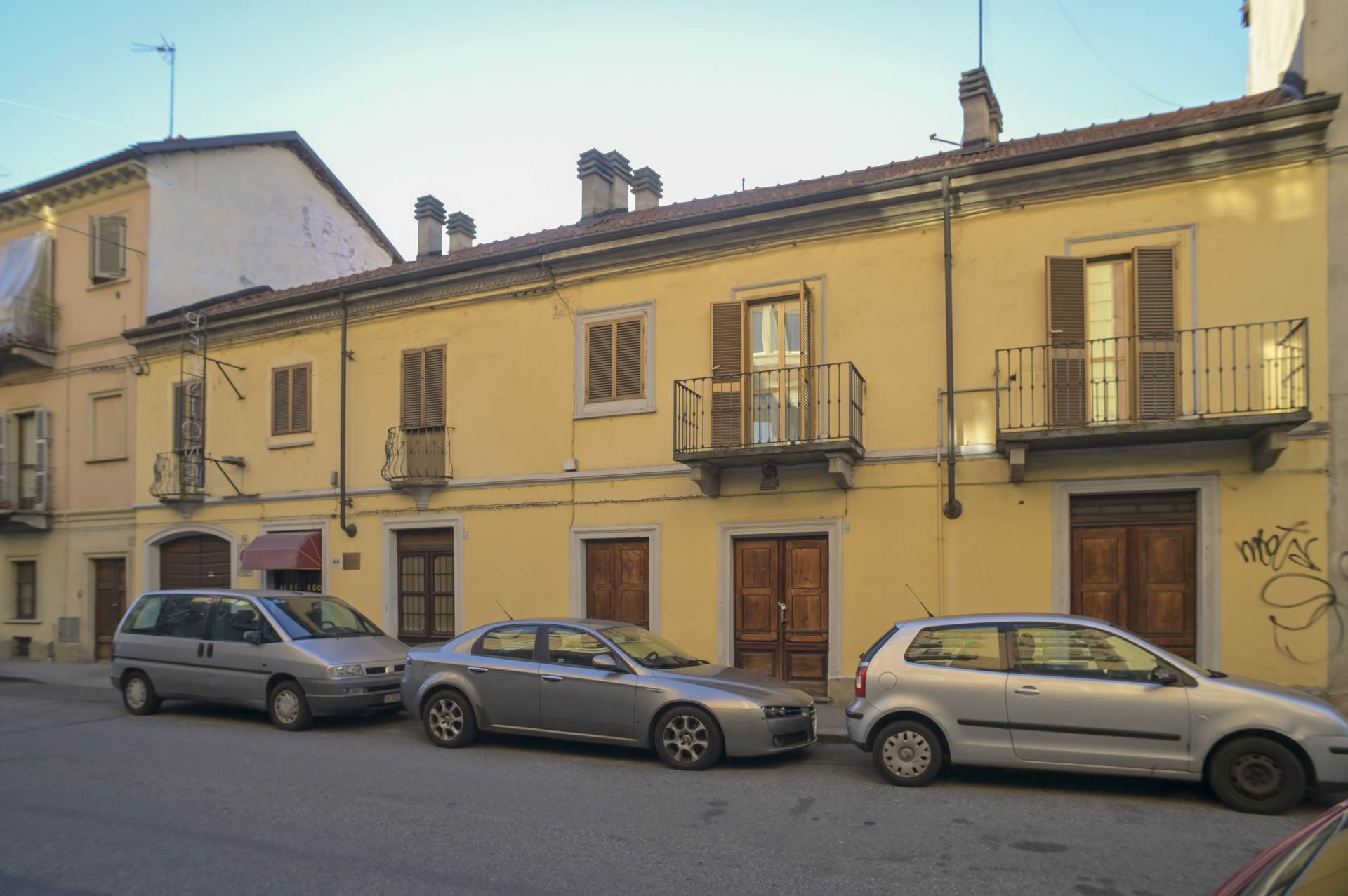 Casa semi indipendente in Via Leini 19 in zona Barriera Milano a Torino