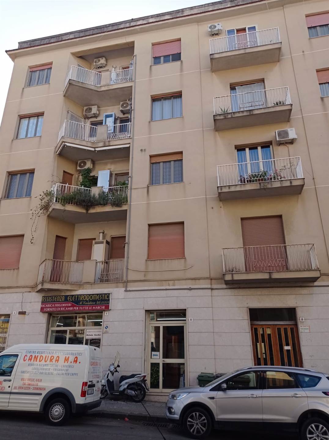 Appartamento in Viale Trieste 10 in zona Paladini,guglielmo Borremans,via Amico Valenti,via Amari a Caltanissetta